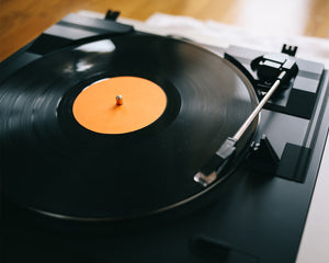 Vinyl Record vs. Flac: Which Sounds Better?